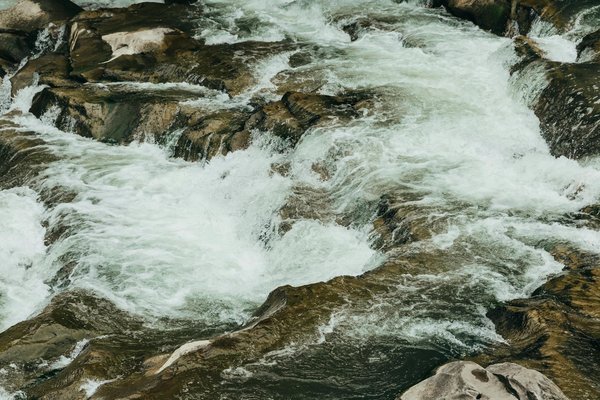 Où séjourner pour des vacances en Toscane avec des ateliers de cuisine italienne et des croisières sur l'Arno?